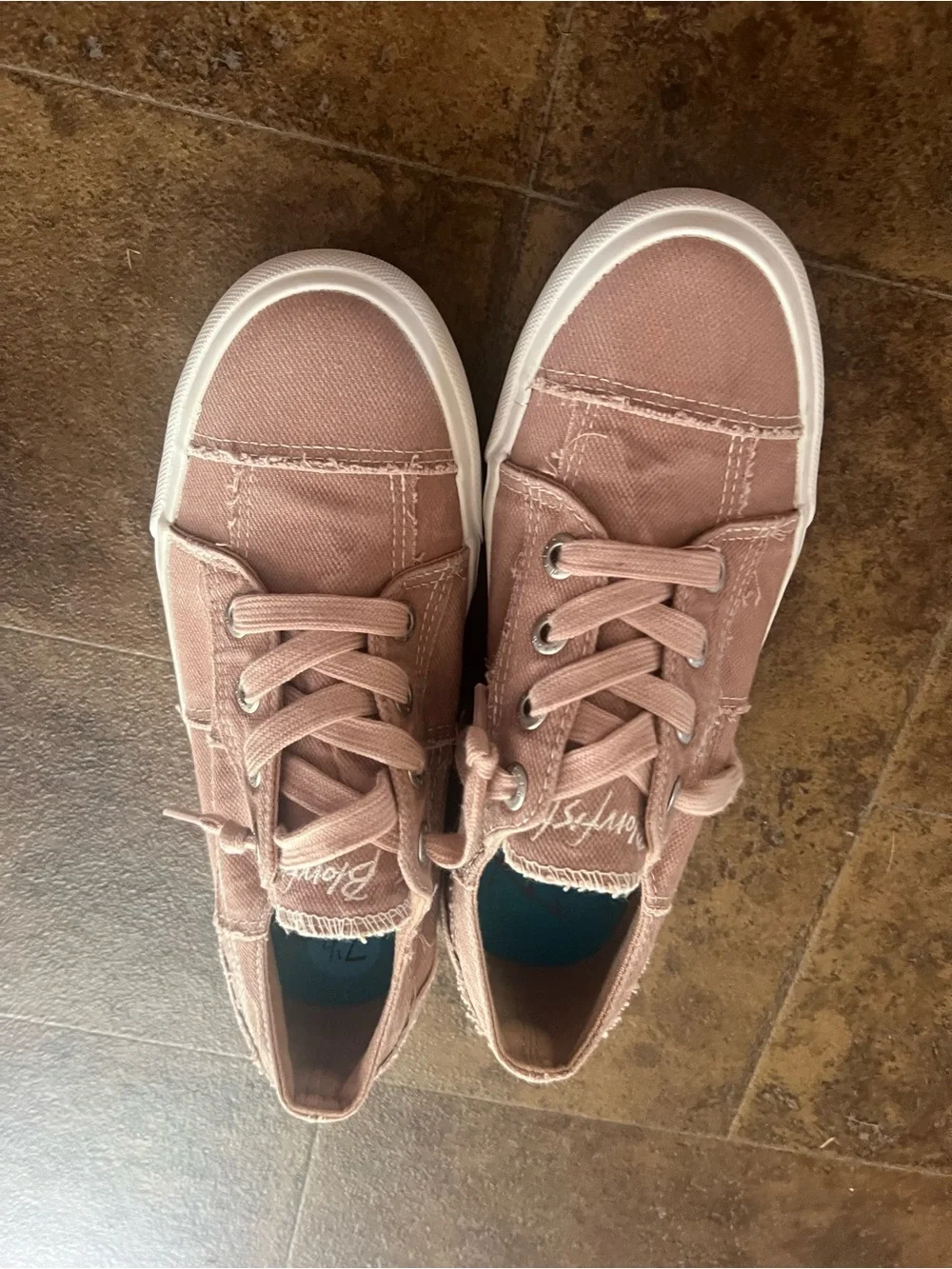 Blowfish Women’s Blush Canvas Lace-Up Sneakers